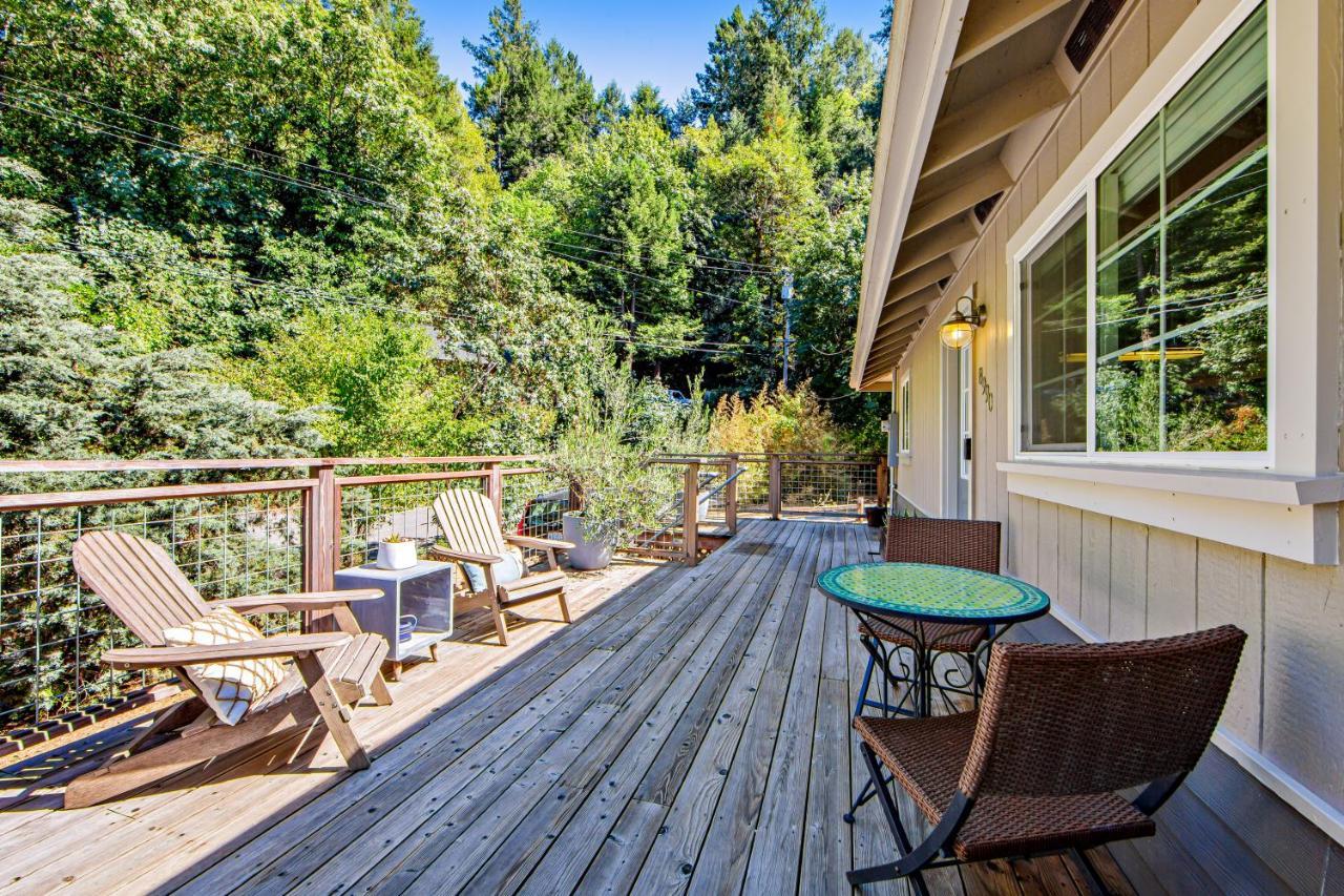 Orchard Near The River Escape Forestville Exterior photo